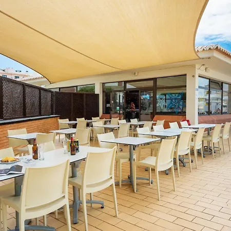 オシアナス アパートホテル 4*