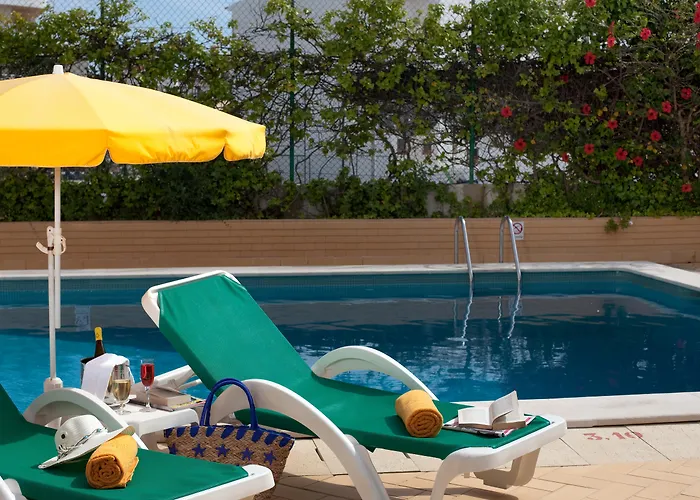 Oceanus Aparthotel 4*