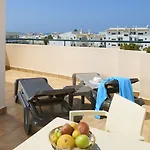 Lägenhetshotell Oceanus 4*