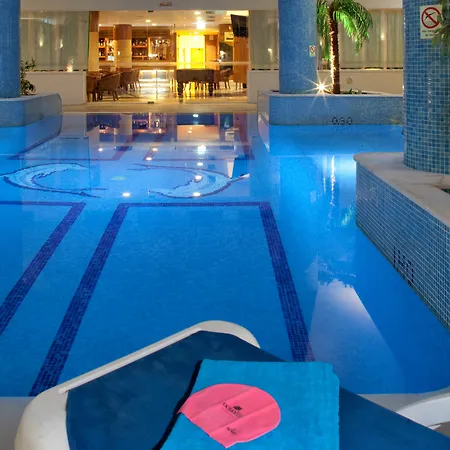 Oceanus Aparthotel