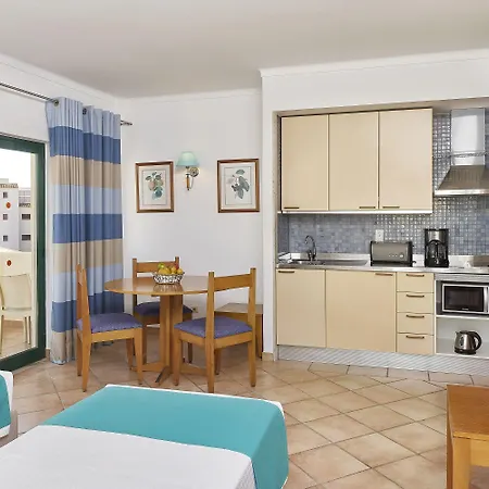 Oceanus Aparthotel 4*